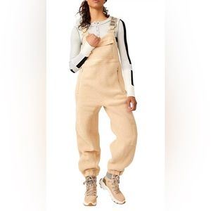 NWT‼️ Free People HIT THE SLOPES SALOPETTE